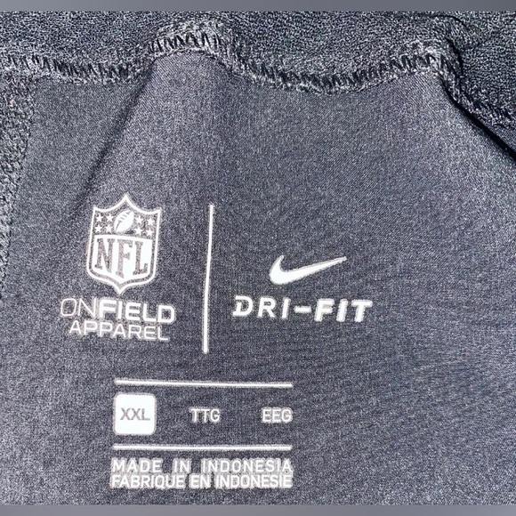 Philadelphia Eagles Gear Lot of Clothing - Picture 5 of 11